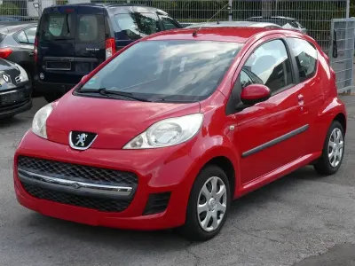 Gebraucht Peugeot 107 Filou 68 PS (50 kW) 2009 Rot Kleinwagen