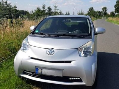 Toyota iQ