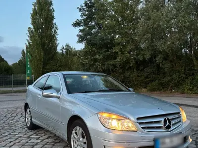 Gebraucht Mercedes CLC180 143 PS (105 kW) 2010 Silber Coupé