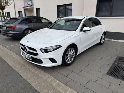 Gebraucht Mercedes A180 116 PS (85 kW) 2018 Weiß Limousine