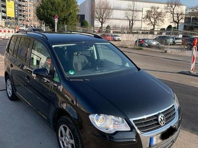 Gebraucht VW Touran United 140 PS (102 kW) 2009 Schwarz Van / Kleinbus