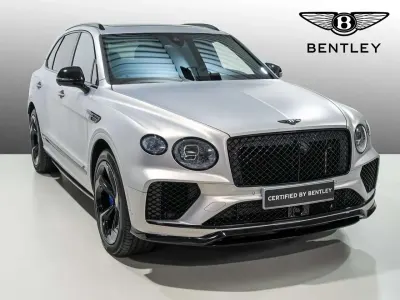 Usata Bentley Bentayga 551 CV (405 kW) 2025 Argento SUV