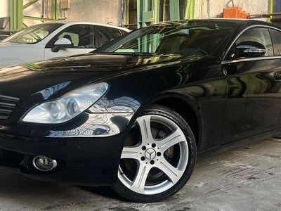 Gebraucht Mercedes CLS500 306 PS (225 kW) 2005 Schwarz Coupé