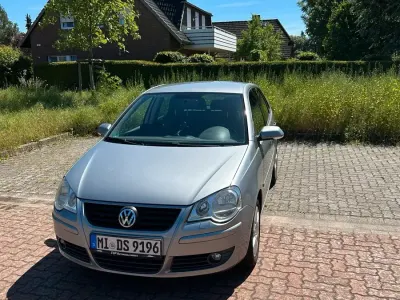 Gebraucht VW Polo United 69 PS (50 kW) 2008 Silber Kleinwagen