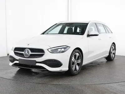 Gebraucht Mercedes C180 Avantgarde 170 PS (125 kW) 2025 Weiß Limousine