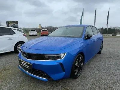 Usata Opel Astra Elegance 131 CV (96 kW) 2022 Blu Berlina