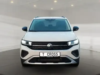 Gebraucht VW T-Cross Life 95 PS (69 kW) 2025 Ascotgrau SUV