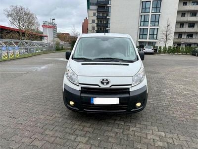 Gebraucht Toyota Proace 128 PS (94 kW) 2013 Weiß Van / Kleinbus