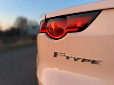 Gebraucht Jaguar F-Type 340 PS (250 kW) 2019 Weiß Cabrio