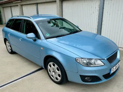 Gebraucht Seat Exeo Style 143 PS (105 kW) 2011 Blau Limousine