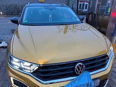 Gebraucht VW T-Roc 170 PS (125 kW) 2018 Gold SUV