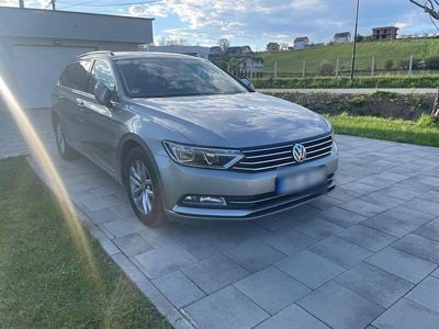 Second-hand VW Passat 190 CP (139 kW) 2017 Gri Break