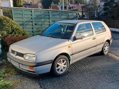Gebraucht VW Golf III 75 PS (55 kW) 1995 Silber Limousine