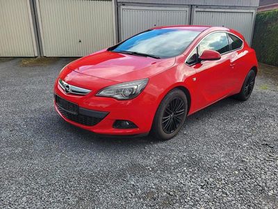 Opel Astra GTC