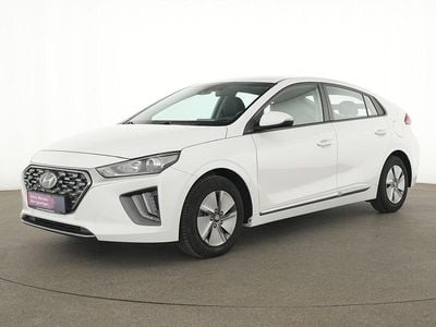 Polar white Gebraucht 2022 Hyundai Ioniq Kleinwagen | 18.948 € (Guter Preis)