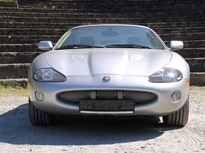 Gebraucht Jaguar XKR 363 PS (266 kW) 2001 Silber Coupé