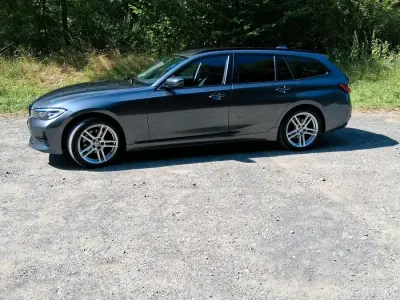 Gebraucht BMW 320 190 PS (139 kW) 2019 Grau Kombi