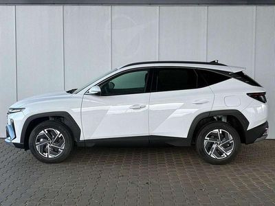 Neu Hyundai Tucson Comfort 215 PS (158 kW) 2026 Atlas white SUV