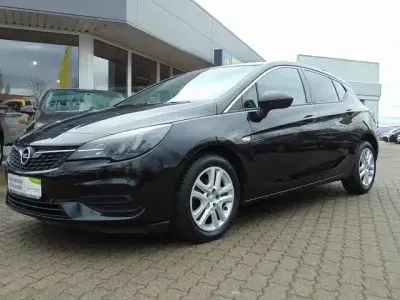 Gebraucht Opel Astra Elegance 122 PS (89 kW) 2020 Schwarz Limousine