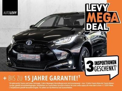 gebraucht Toyota Yaris Hybrid Club Basis + Comfort-Paket + Navigation