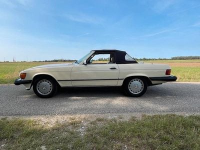 Gebraucht Mercedes 560 231 PS (169 kW) 1987 Beige Cabrio