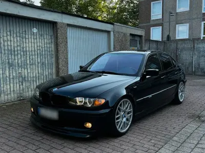 Gebraucht BMW 325 M Sport 192 PS (141 kW) 2003 Schwarz Limousine