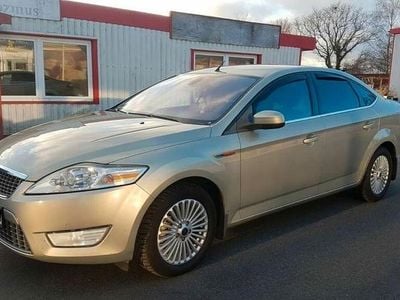 Usata Ford Mondeo Titanium 140 CV (102 kW) 2009 Beige Berlina
