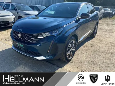 Gebraucht Peugeot 3008 Allure 131 PS (96 kW) 2023 Blau SUV