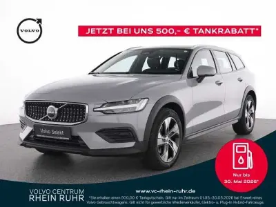 Gebraucht Volvo V60 CC 145 PS (106 kW) 2023 Kombi