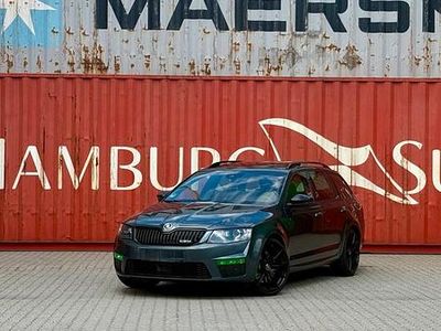 Grau Gebraucht 2015 Skoda Octavia RS Kombi | 13.000 € (Teuer)