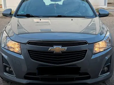 Używany Chevrolet Cruze 131 KM (96 kW) 2013 Szary Kombi