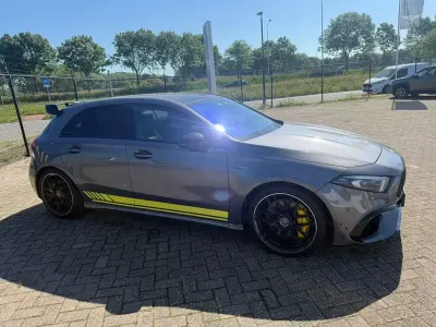 Używany Mercedes A45 AMG Premium Plus 421 KM (309 kW) 2020 Szary Sedan/Limuzyna