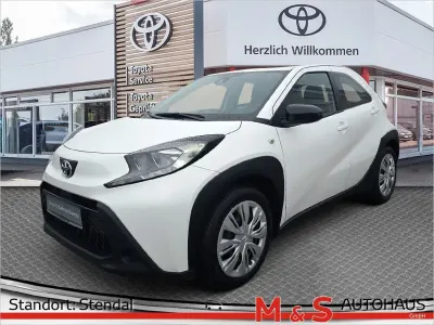 Gebraucht Toyota Aygo X Play 72 PS (52 kW) 2023 Weiß SUV