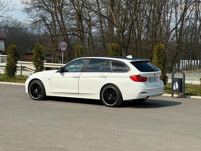 Second-hand BMW 320 Sport Line 184 CP (135 kW) 2015 Alb Break