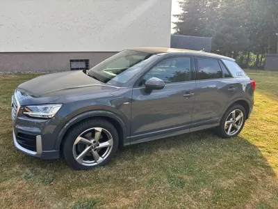 Gebraucht Audi Q2 Sport 150 PS (110 kW) 2018 Grau SUV