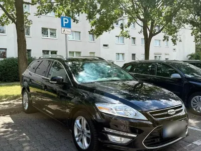 Gebraucht Ford Mondeo 160 PS (117 kW) 2011 Schwarz Limousine