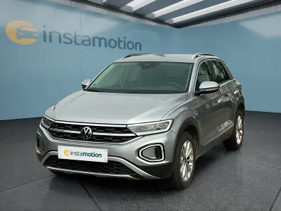 Usata VW T-Roc 116 CV (85 kW) 2023 Argento SUV