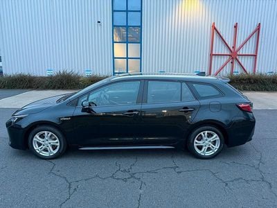 Schwarz Gebraucht 2020 Toyota Corolla Hybrid Business Edition Kombi | 18.500 €