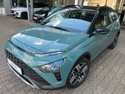 Gebraucht Hyundai Bayon Intro Edition 101 PS (74 kW) 2021 Grün SUV