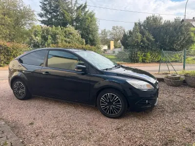 Używany Ford Focus 115 KM (84 kW) 2009 Czarny Sedan/Limuzyna