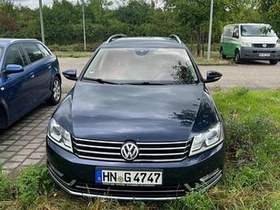 Gebraucht VW Passat Highline 170 PS (125 kW) 2012 Blau Kombi