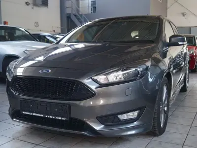 Gebraucht Ford Focus ST-Line 150 PS (110 kW) 2017 Grau Limousine