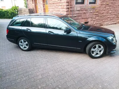 Gebraucht Mercedes C200 184 PS (135 kW) 2012 Schwarz Kombi