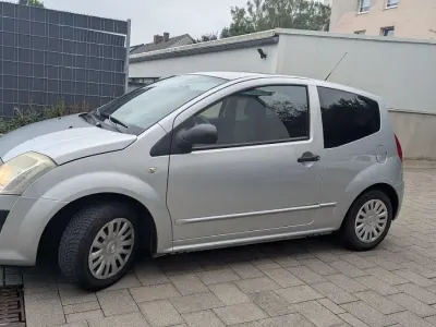 Gebraucht Citroën C2 60 PS (44 kW) 2009 Silber Kleinwagen