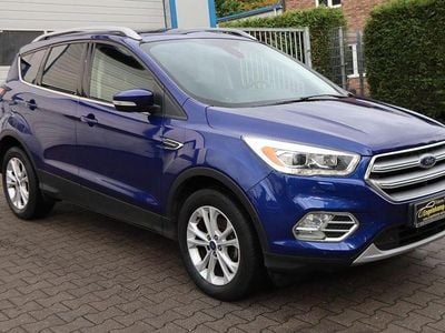 Gebraucht Ford Kuga Titanium 150 PS (110 kW) 2017 Blau SUV