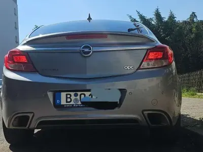 Używany Opel Insignia OPC 325 KM (239 kW) 2012 Szary Sedan/Limuzyna