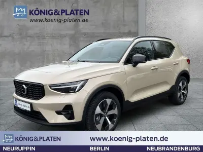 Nuova Volvo XC40 Plus 197 CV (144 kW) 2026 Beige SUV