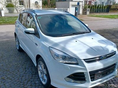 gebraucht Ford Kuga 1,5 EcoBoost 2x4 110kW Individual Indiv...