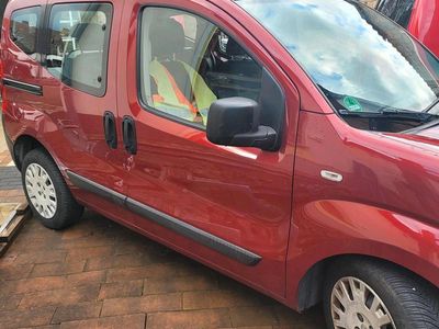 Gebraucht Peugeot TePee 75 PS (55 kW) 2010 Rot Van / Kleinbus