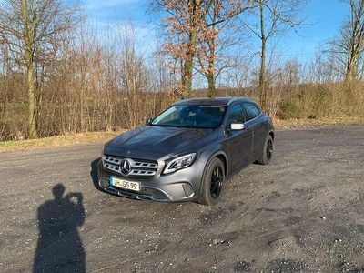 Gebraucht Mercedes GLA200 Urban 156 PS (114 kW) 2019 SUV